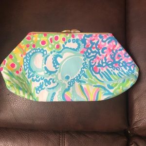 Lilly Pulitzer handmade Lilly Lover’s Coral clutch